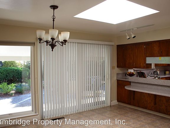 4th image of 891 Moana Ct