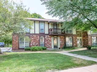 602 Rosetta Dr APT B, Florissant, MO 63031