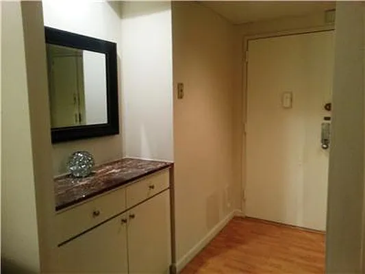 Sold by Empire State Properties | media 2