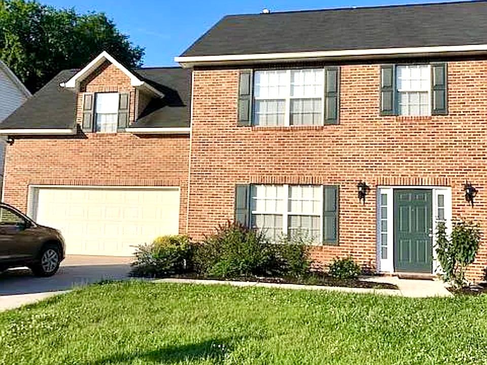 1st image of 743 Fox Landing Ln