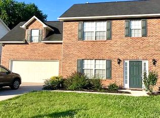 743 Fox Landing Ln, Knoxville, TN 37922