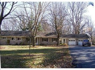 8645 Cholla Rd, Indianapolis, IN 46240