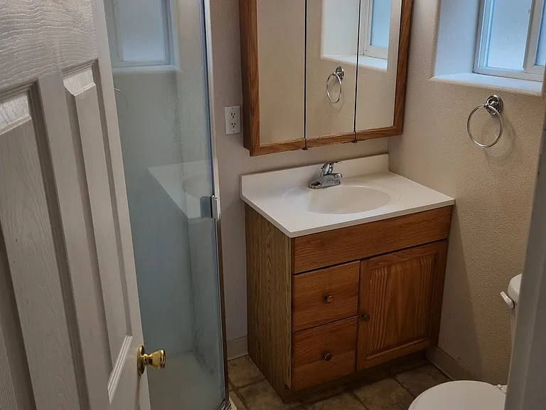 235 Crater Lake Pkwy #3 — Photo 6