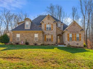 465 Hope Crossing Dr, Lexington, NC 27295