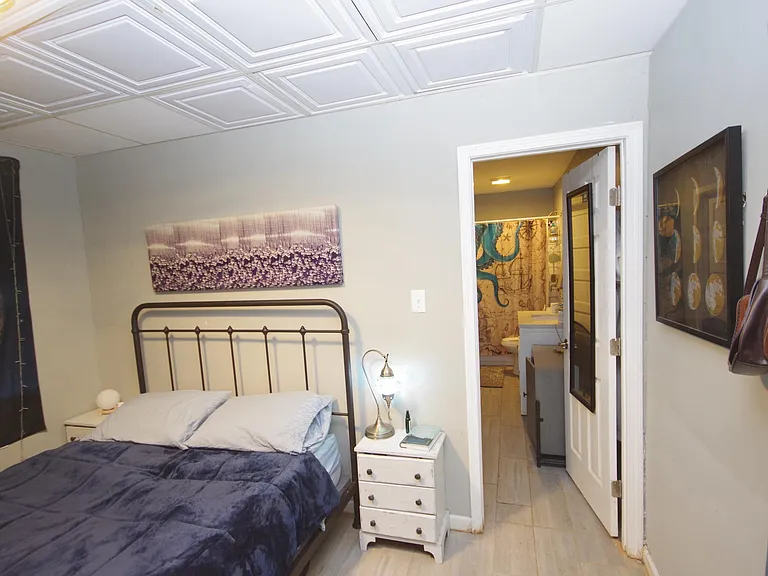 1272 Woodland Ave NE #3 — Photo 14