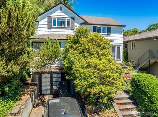 910 E Prospect Street, Seattle, WA 98102