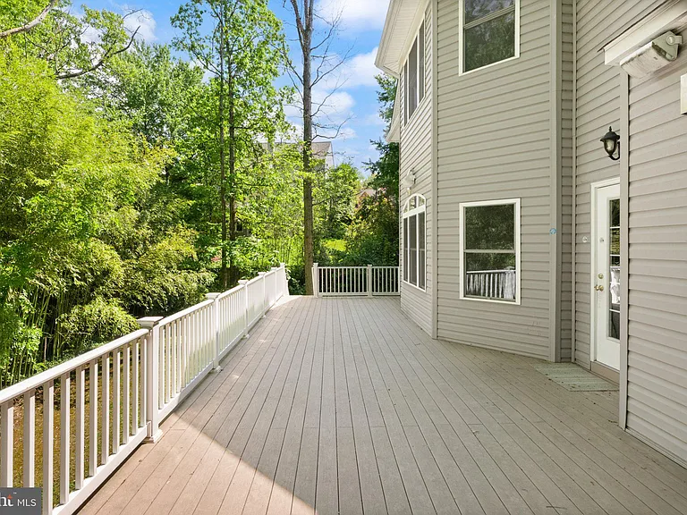 7324 Statecrest Dr — Photo 109