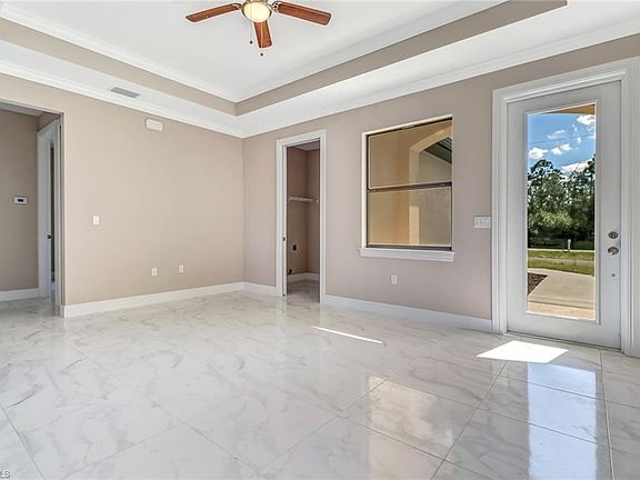 3rd image of 6643 Everglades Blvd N