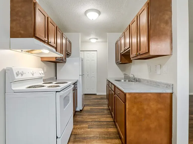 363 Northview Rd — Photo 10