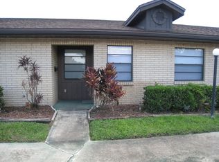 609 Hampton St, Auburndale, FL 33823
