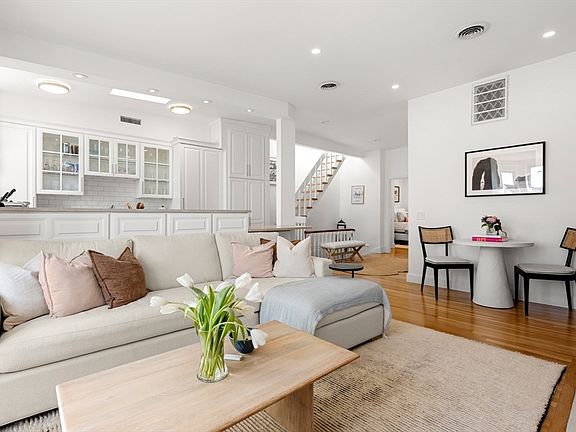 4th image of 484 Columbus Ave #4