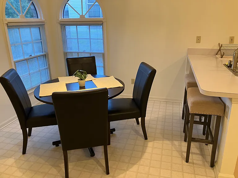 191 Crescent Dr — Photo 3