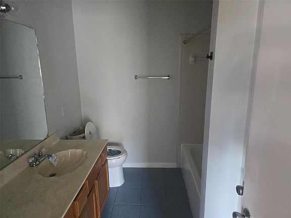 3rd image of 3780 Tanglewilde St APT 501