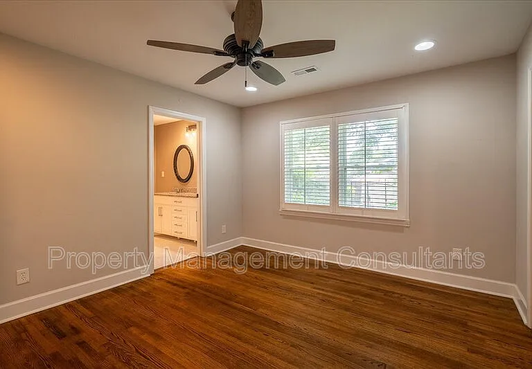 805 Rison Ave NE — Photo 18