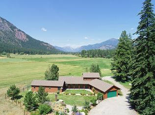 865 Wolf Creek Rd, Winthrop, WA 98862