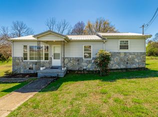 55 Rutledge St, Chickamauga, GA 30707