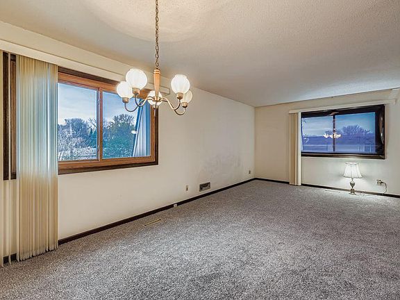 4th image of 3901 Conroy Trl