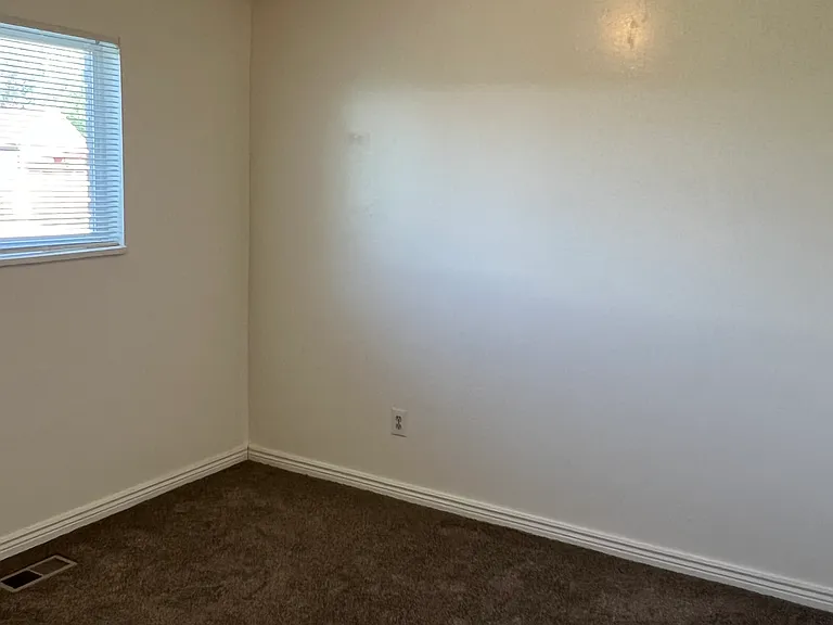1054 N Victoria Way #1 — Photo 15