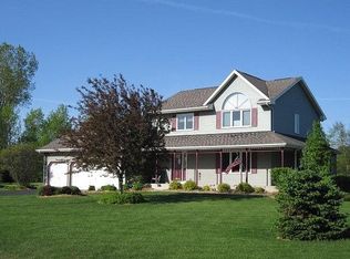 10250 Lakeshore Dr, Pleasant Prairie, WI 53158