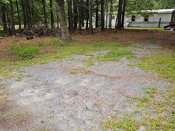 5th image of 28597 Woodcrest Dr