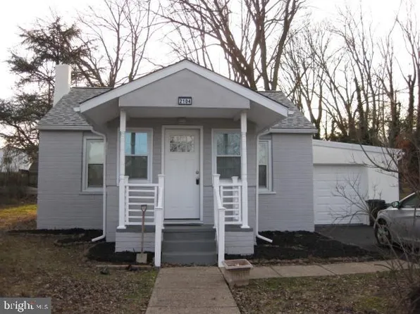 2106 Opal Ave, Upper Chichester, PA 19061