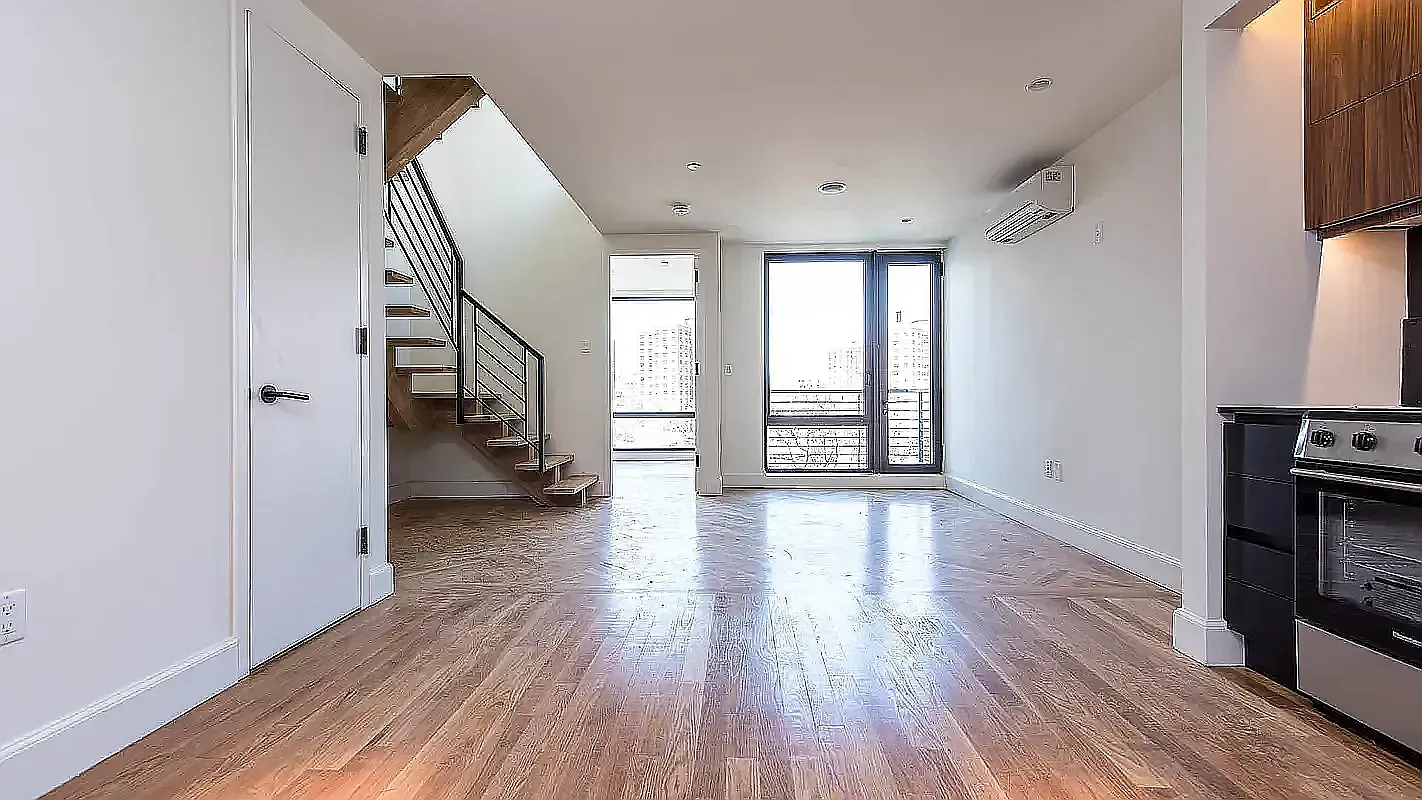 1 Duffield Street — Photo 1