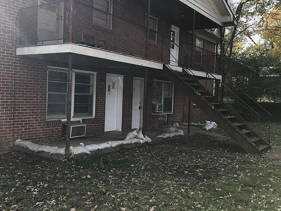 2nd image of 1503 Golf Club Ln APT 4