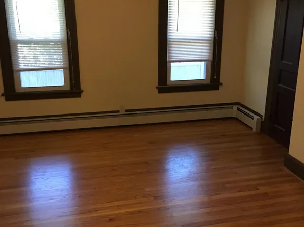 79 Maple St #1, Torrington, CT 06790