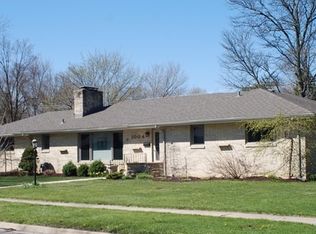 1004 Chelsea Ave, Rockford, IL 61107