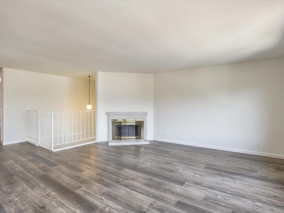 4th image of 11 Bacon Ct