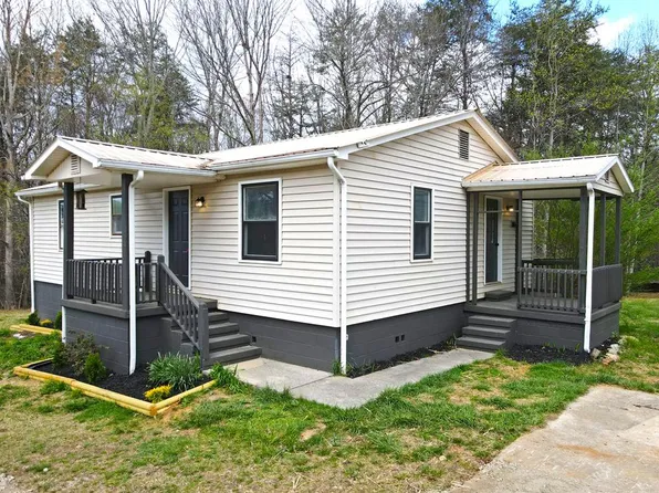 1093 Old Wolf Creek Rd, Mineral Bluff, GA 30559