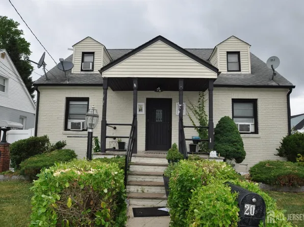 20 Maine Ave, Carteret, NJ 07008