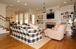 5th image of 674 Heritage Park Ln
