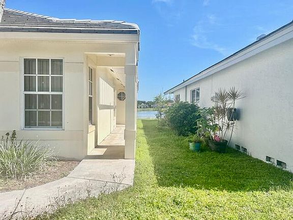 2nd image of 8820 N Lake Park Cir Circle N