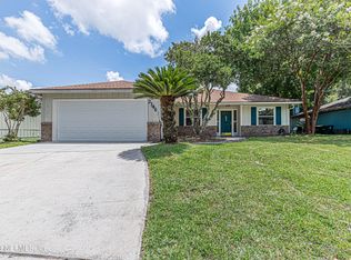 2146 The Woods Dr E, Jacksonville, FL 32246