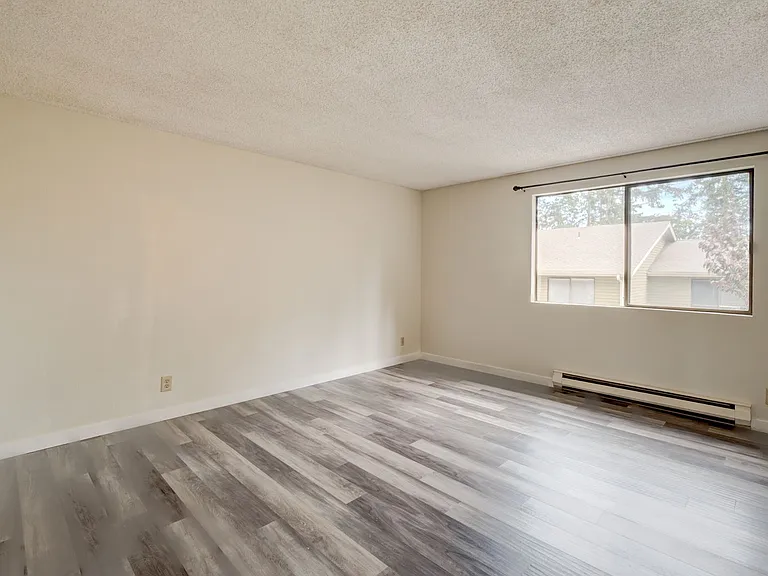 111 NW Columbia Dr #B3 — Photo 15