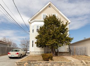 20 Lake St, Pawtucket, RI 02860