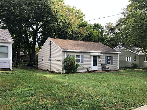 3rd image of 620 Woodlawn Ave