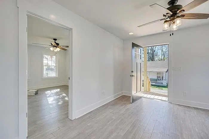 510 Gant St — Photo 3