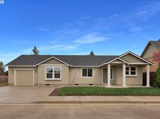 1742 Brandy Way, Springfield, OR 97477