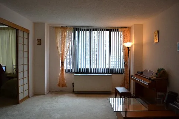 Rented by Tabak Real Estate | media 20