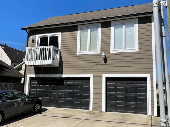 2049 Ruckle St, Indianapolis, IN 46202