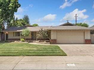 1711 W Tokay St, Lodi, CA 95242