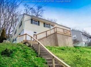 1216 Ashwood Rd, Charleston, WV 25314