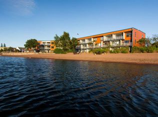 21 E Wisconsin St, Grand Marais, MN 55604