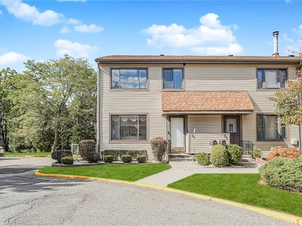 97 Bower Ct #1, Staten Island, NY 10309