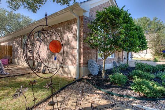 5th image of 1200 Mahogany Ln