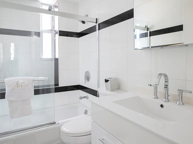 150 W 51st St #151516 — Photo 11