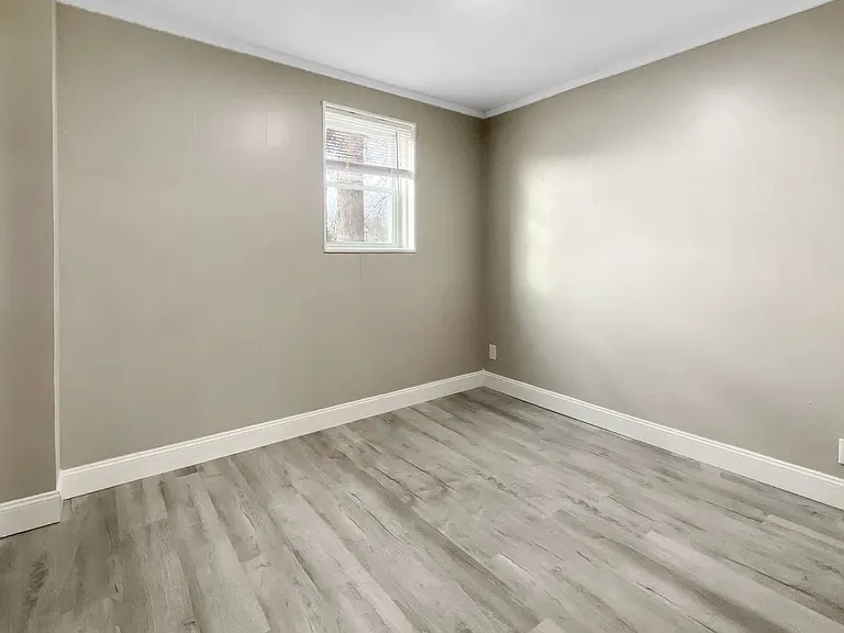 24 S Beechtree St #C — Photo 7