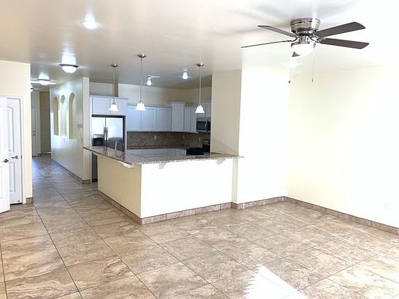 4th image of 3838 Via Del Valle